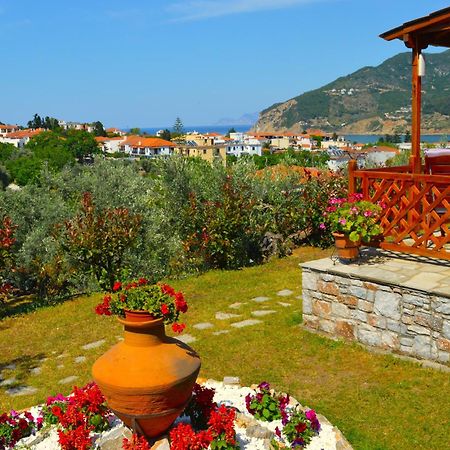Remvi Apartments Skopelos Buitenkant foto