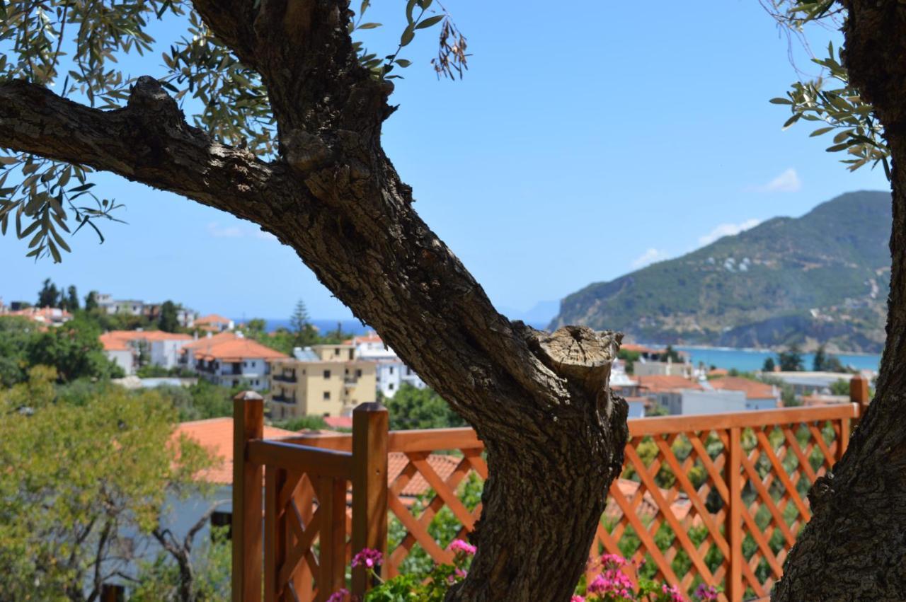Remvi Apartments Skopelos Buitenkant foto