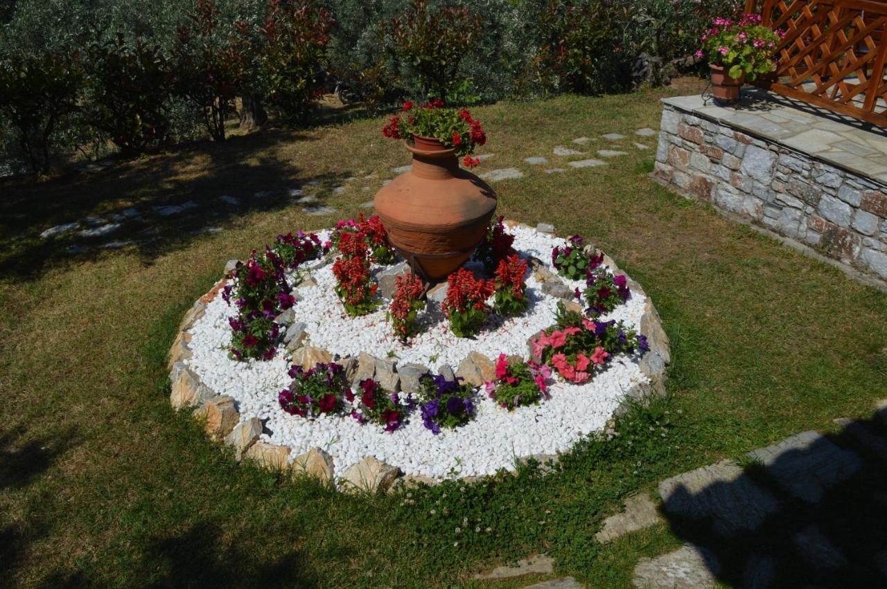 Remvi Apartments Skopelos Buitenkant foto