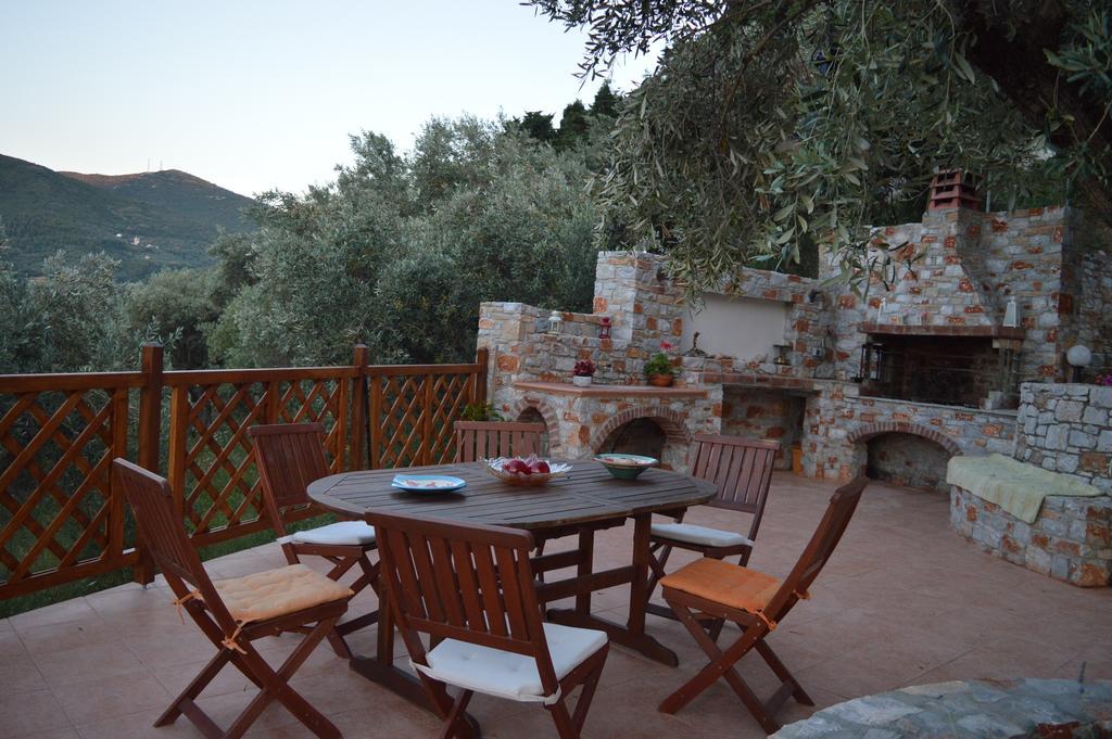 Remvi Apartments Skopelos Buitenkant foto
